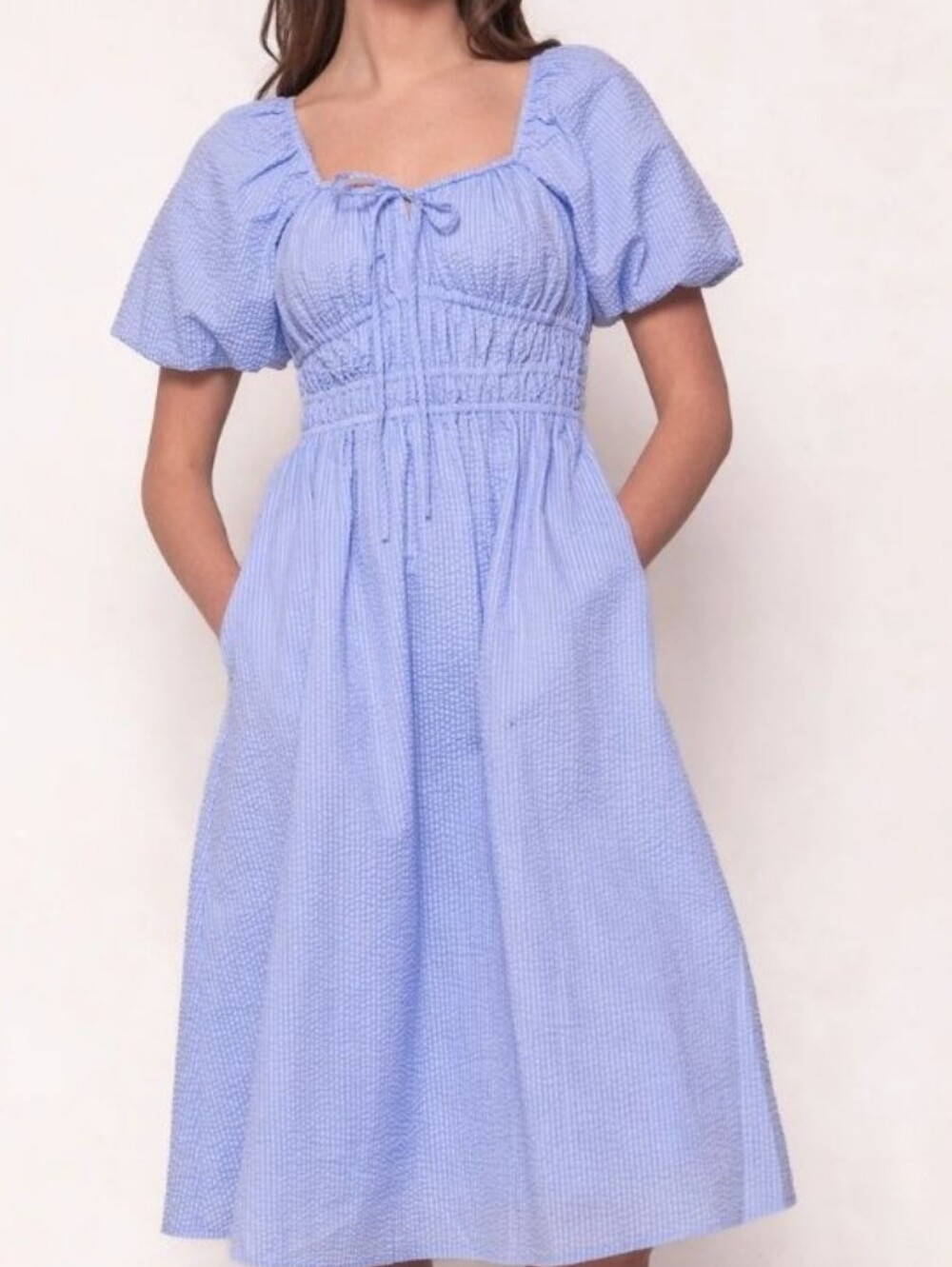 Ivy City Co Blue Seersucker Smocked Puff Sleeve Midi Dress M